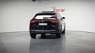 AUDI Q8 4M 2021