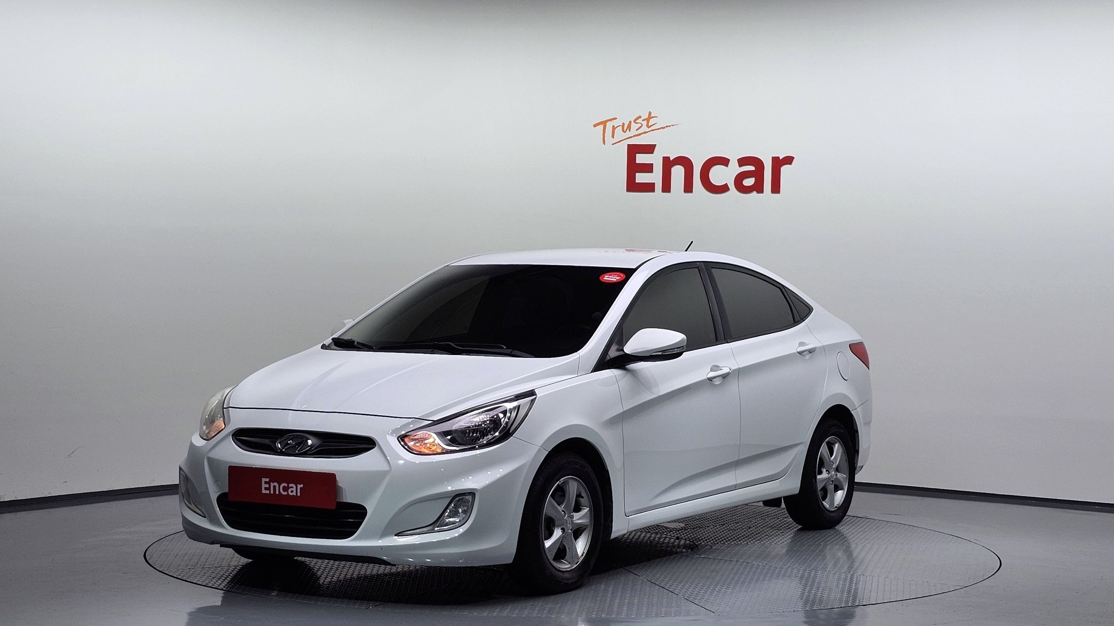 HYUNDAI ACCENT NEW
