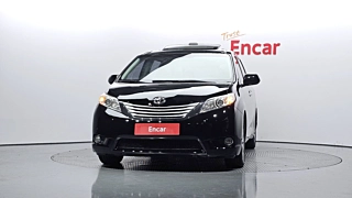 TOYOTA SIENNA 2013