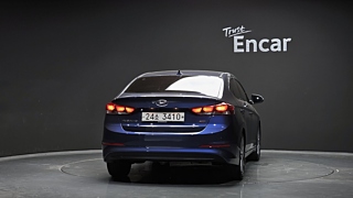 HYUNDAI AVANTE AD 2016