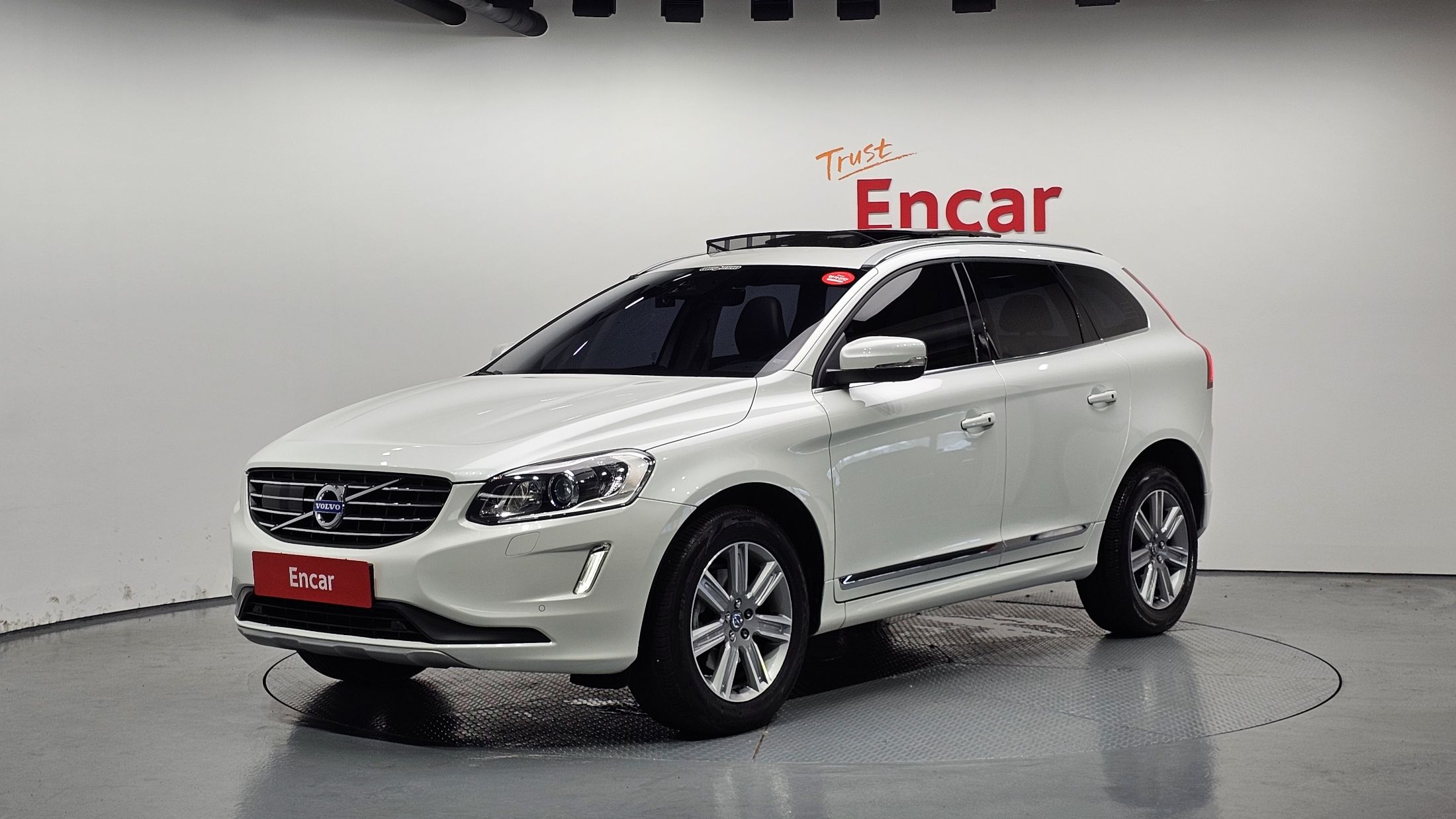 VOLVO XC60 2016