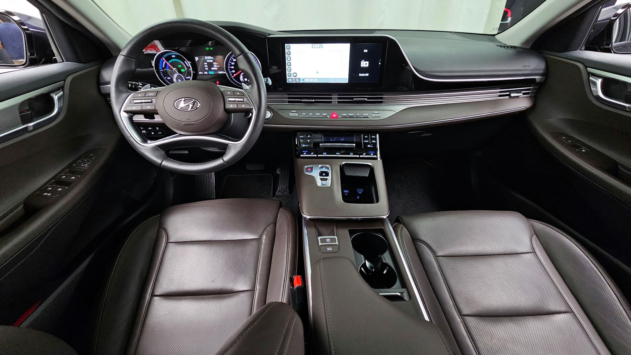 HYUNDAI GRANDEUR IG HYBRID
