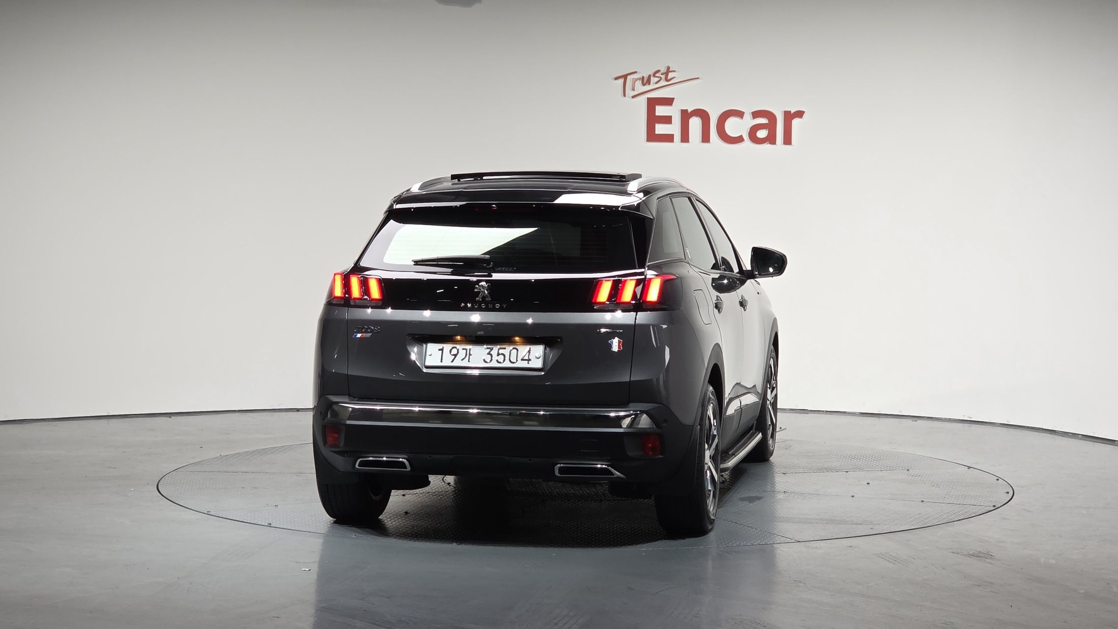 PEUGEOT 3008