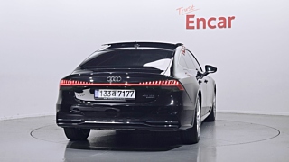 AUDI A7 4K 2021