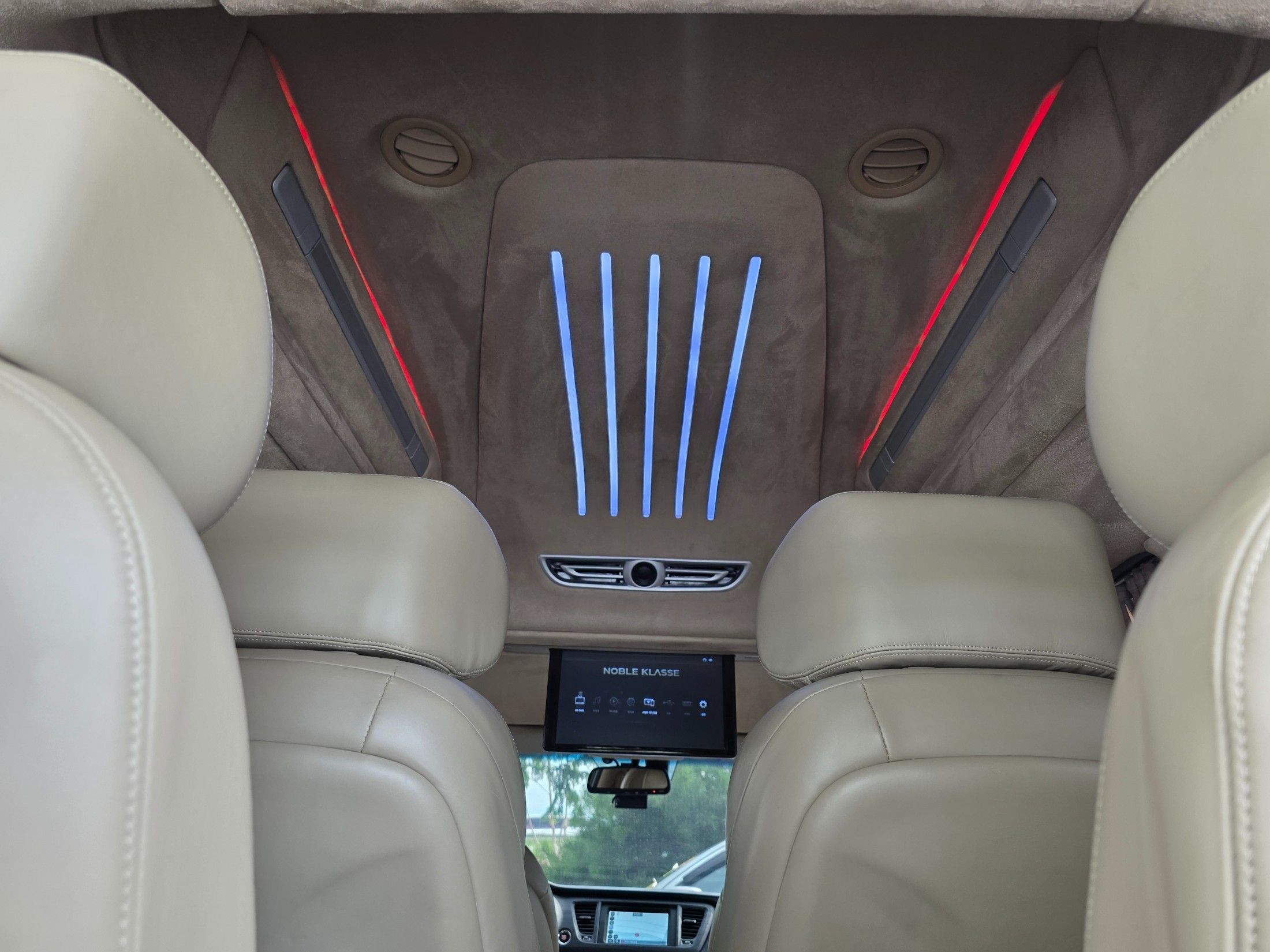 KIA CARNIVAL 2019