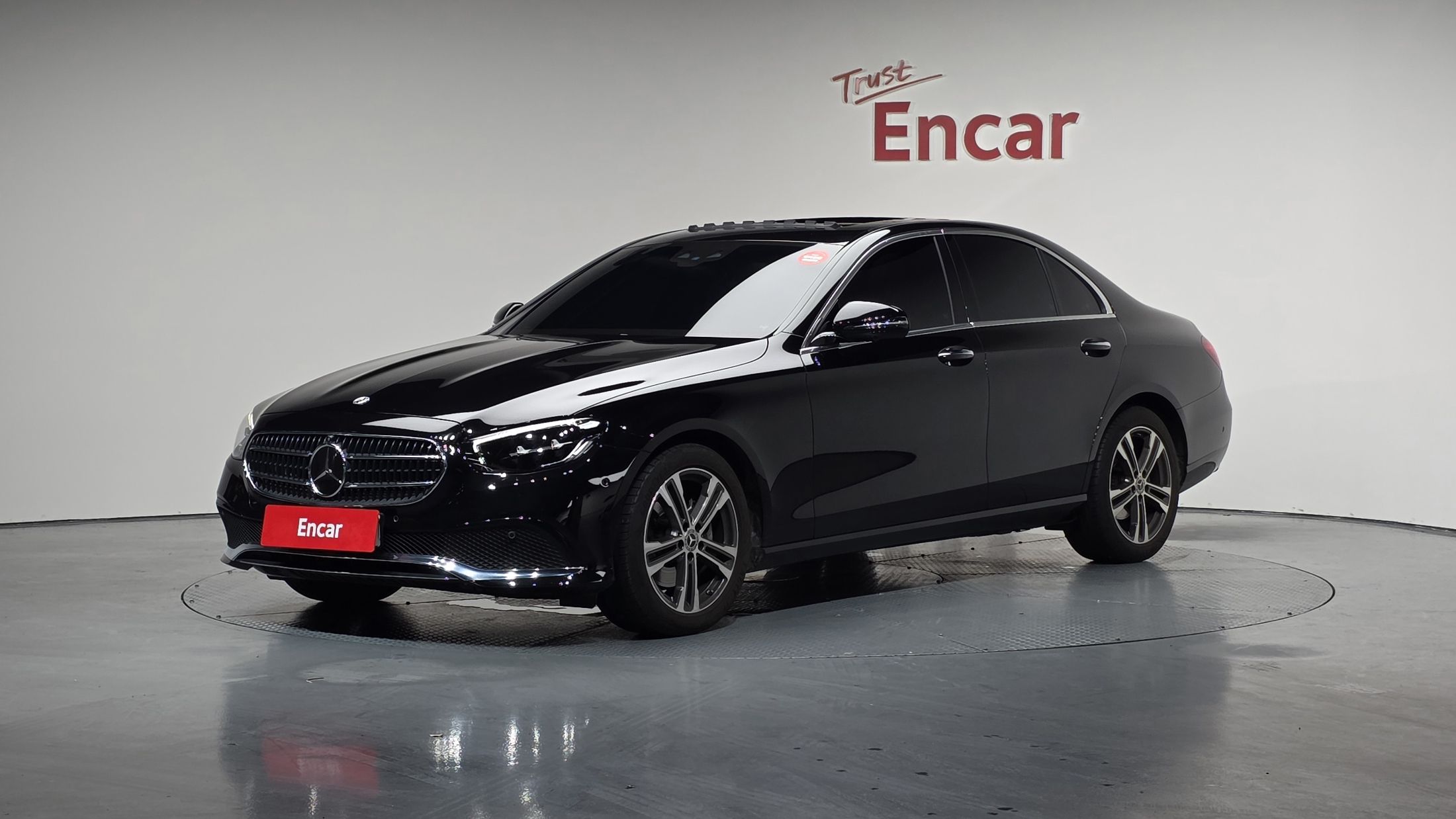 MERCEDES BENZ E-CLASS W213 2023