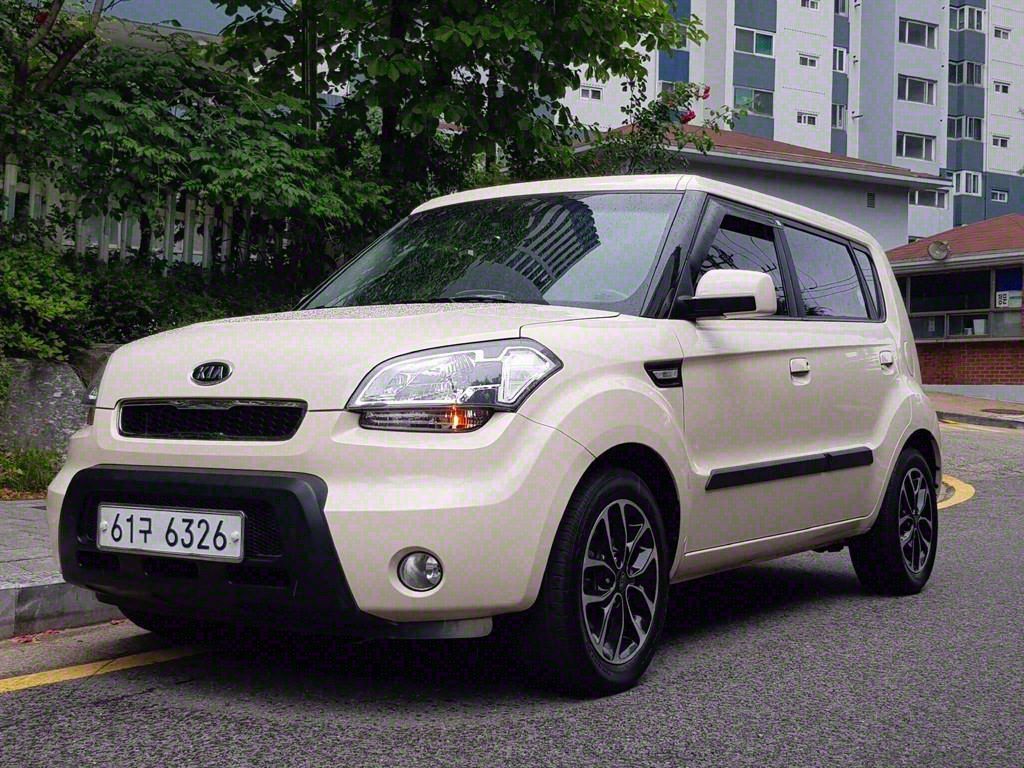 KIA SOUL