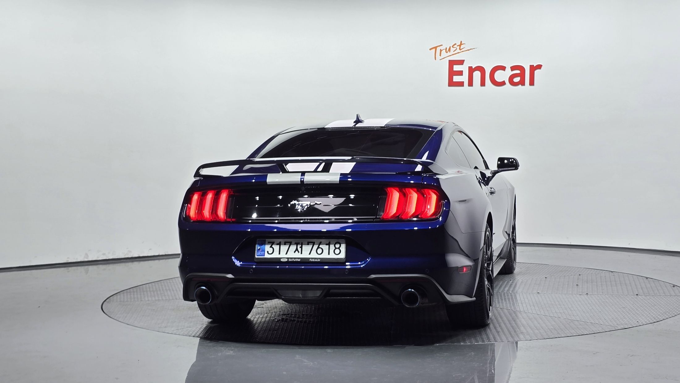 FORD MUSTANG 2020