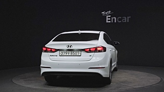 HYUNDAI AVANTE AD 2018