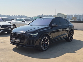 AUDI RSQ8 4M 2022