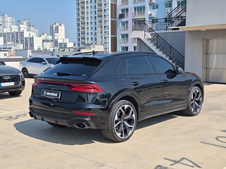 AUDI RSQ8 4M 2022