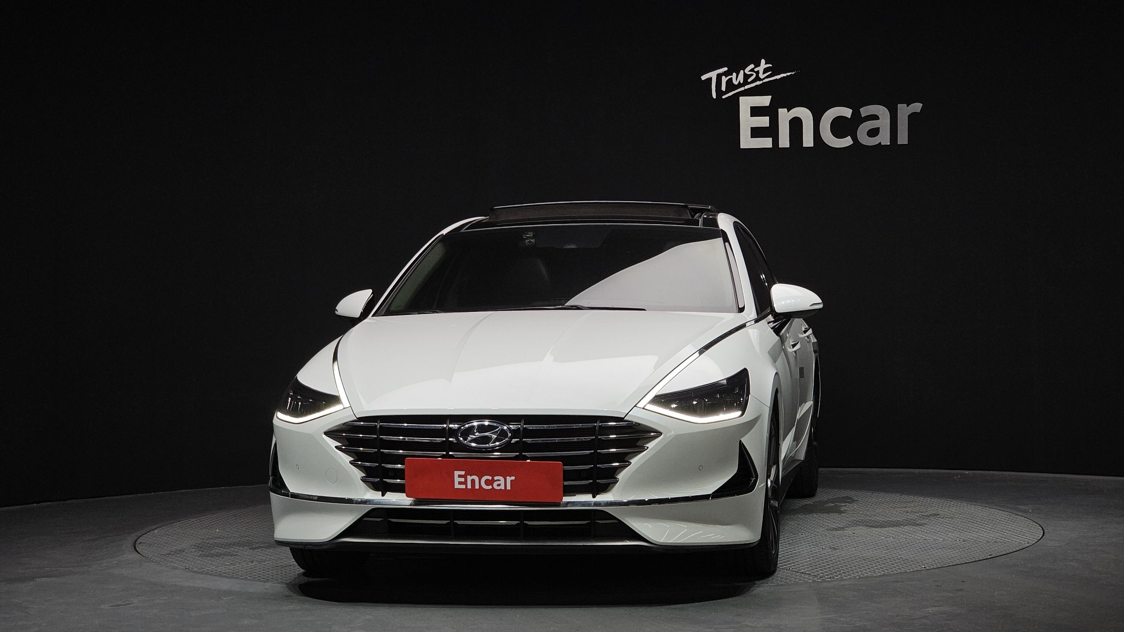 HYUNDAI SONATA DN8 2019