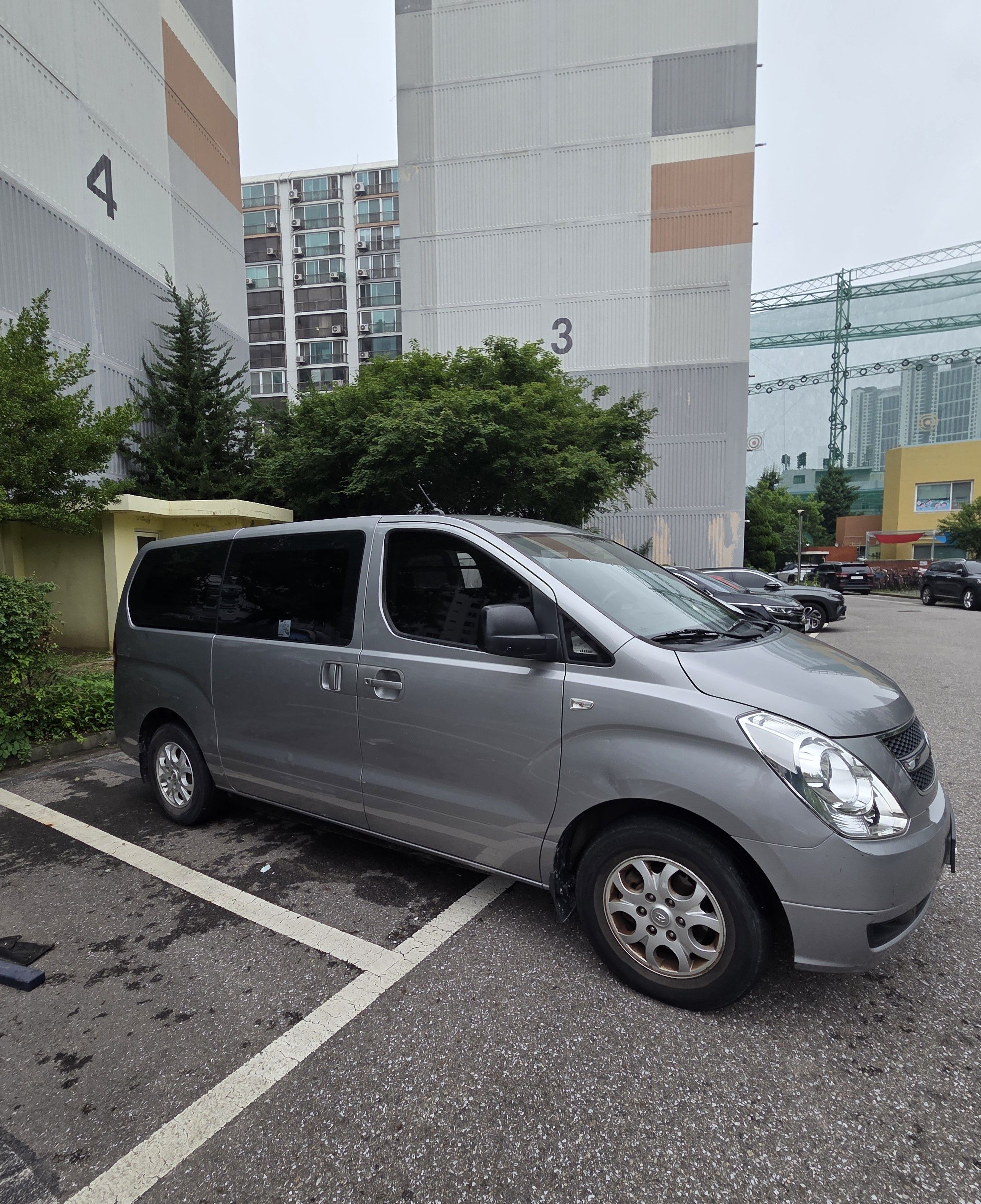 HYUNDAI STAREX GRAND 2012
