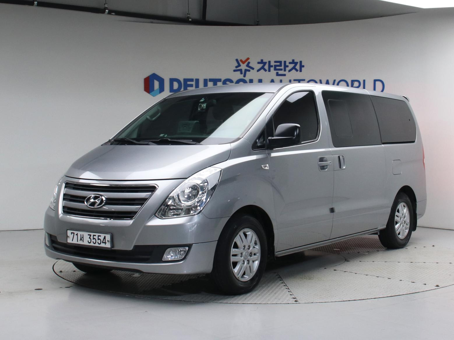HYUNDAI STAREX GRAND 2015