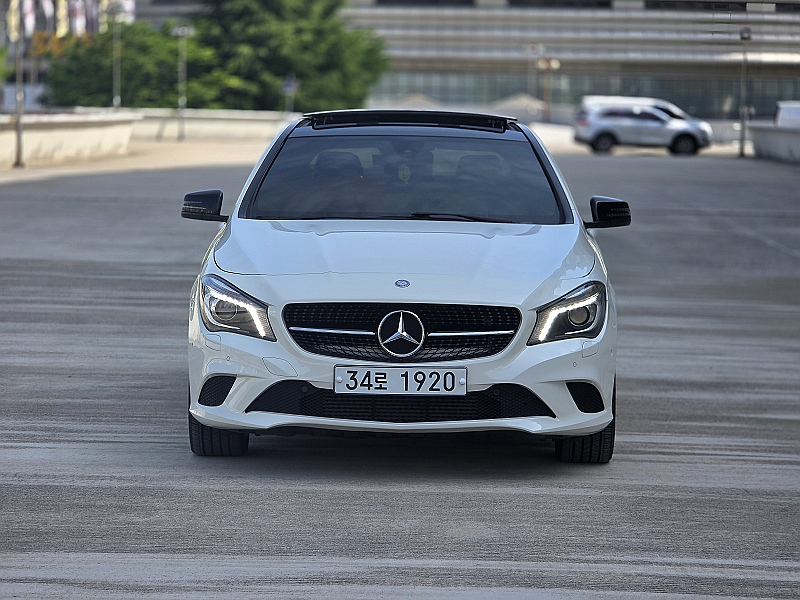 MERCEDES BENZ CLA-CLASS C117 2015