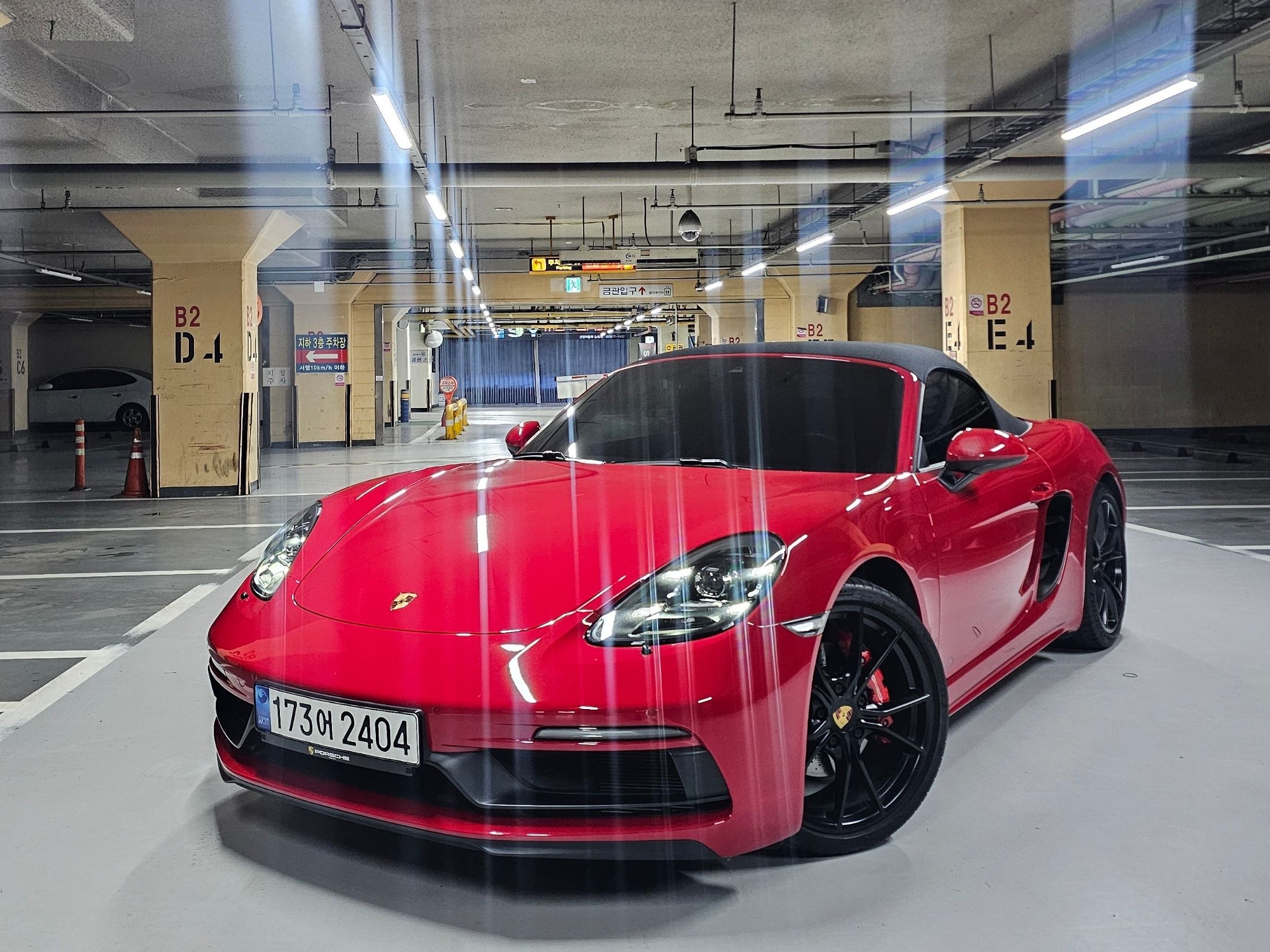 PORSCHE 718 BOXSTER