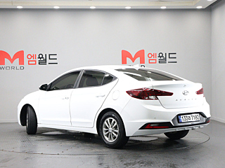 HYUNDAI AVANTE AD 2018