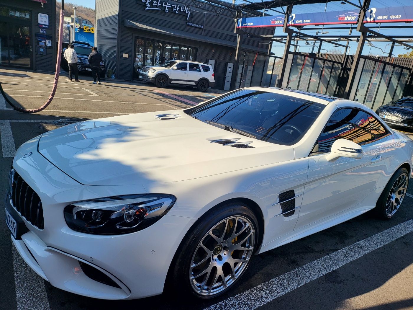 MERCEDES BENZ SL-CLASS 2016