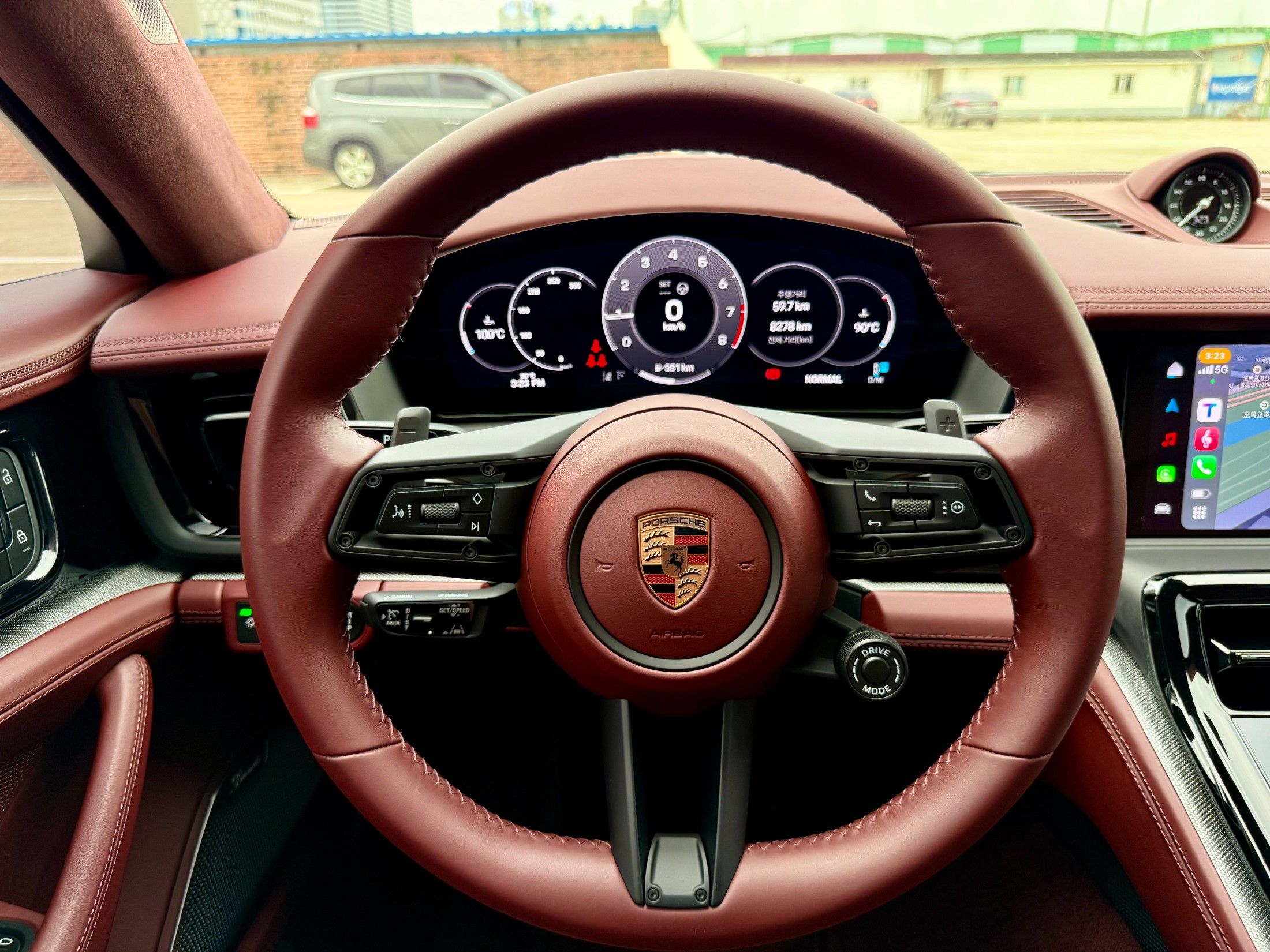 PORSCHE PANAMERA 972