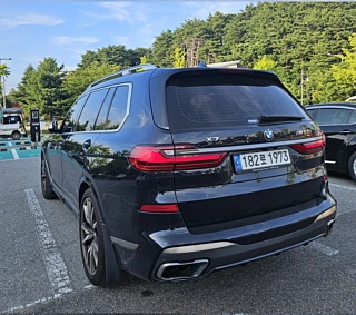 BMW X7 G07 2021