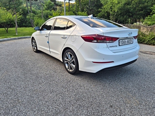 HYUNDAI AVANTE AD 2018