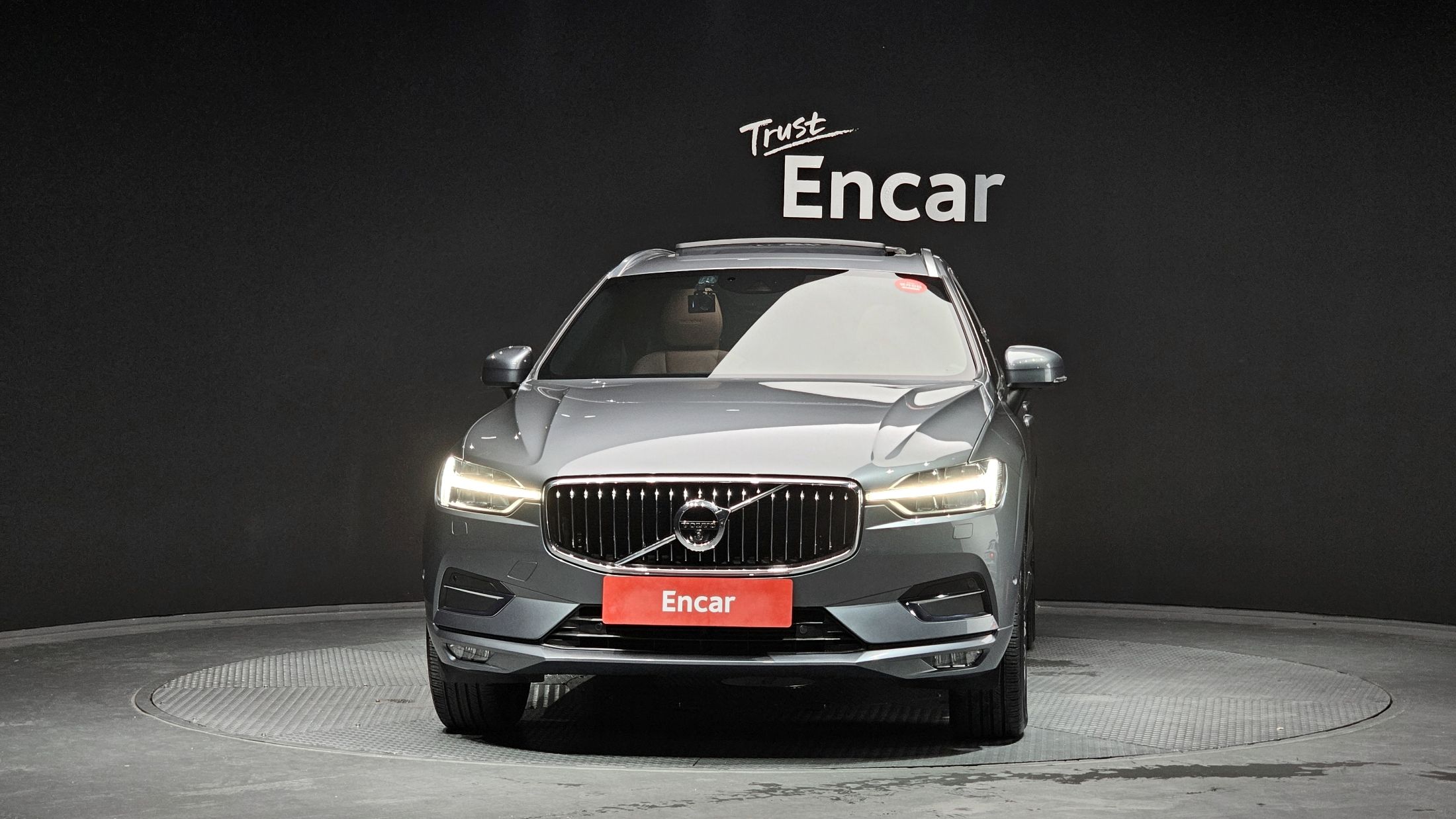 VOLVO XC60 2019