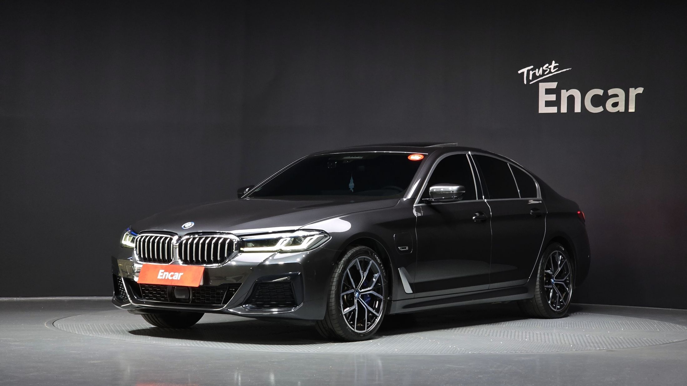 BMW 5-SERIES G30 2022