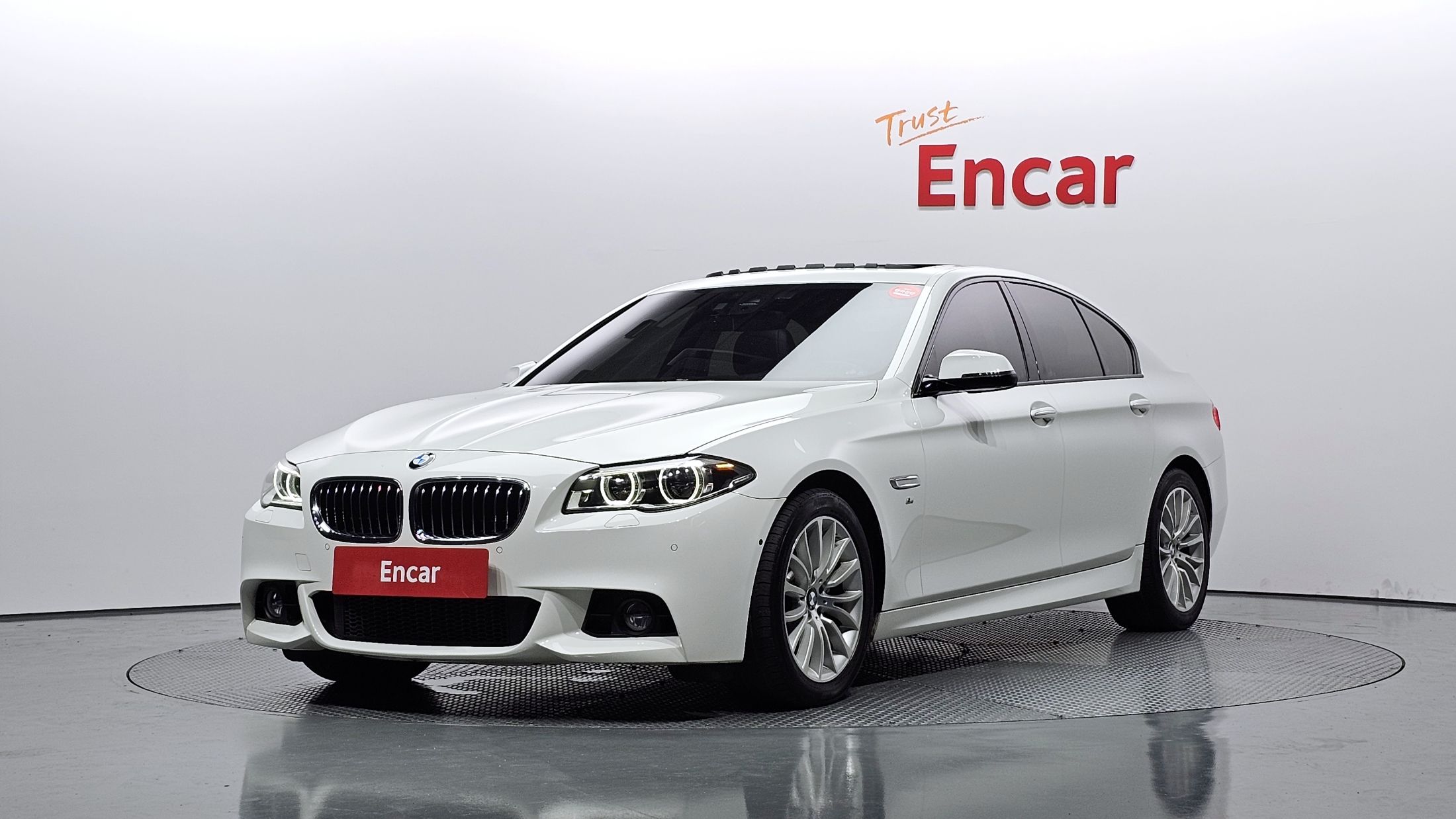 BMW 5-SERIES F10 2015