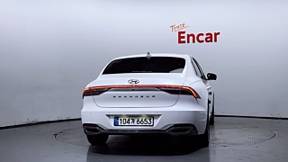 HYUNDAI GRANDEUR IG HYBRID 2022