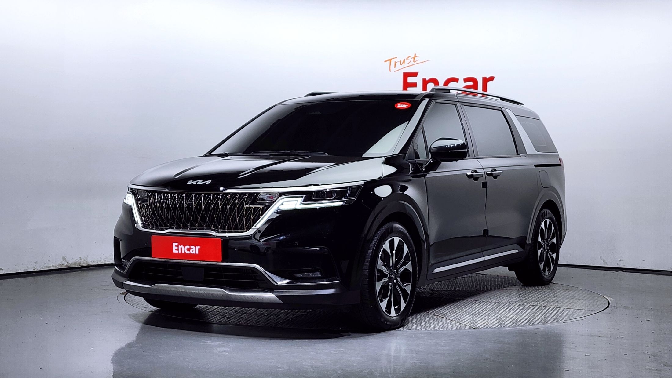 KIA CARNIVAL 2023