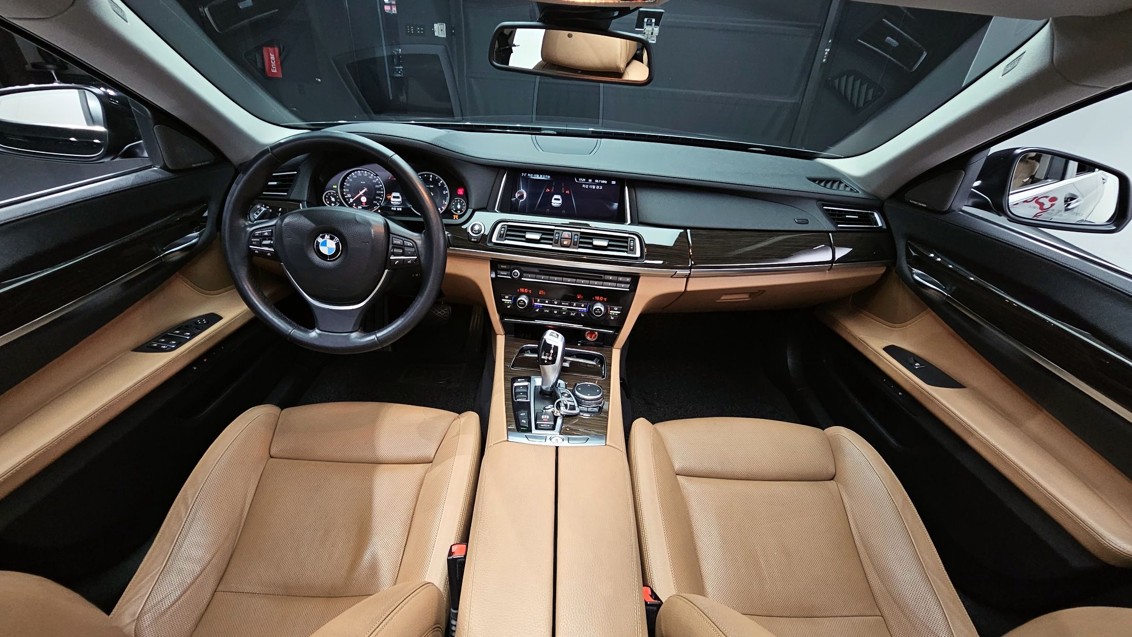 BMW 7-SERIES F01 2015