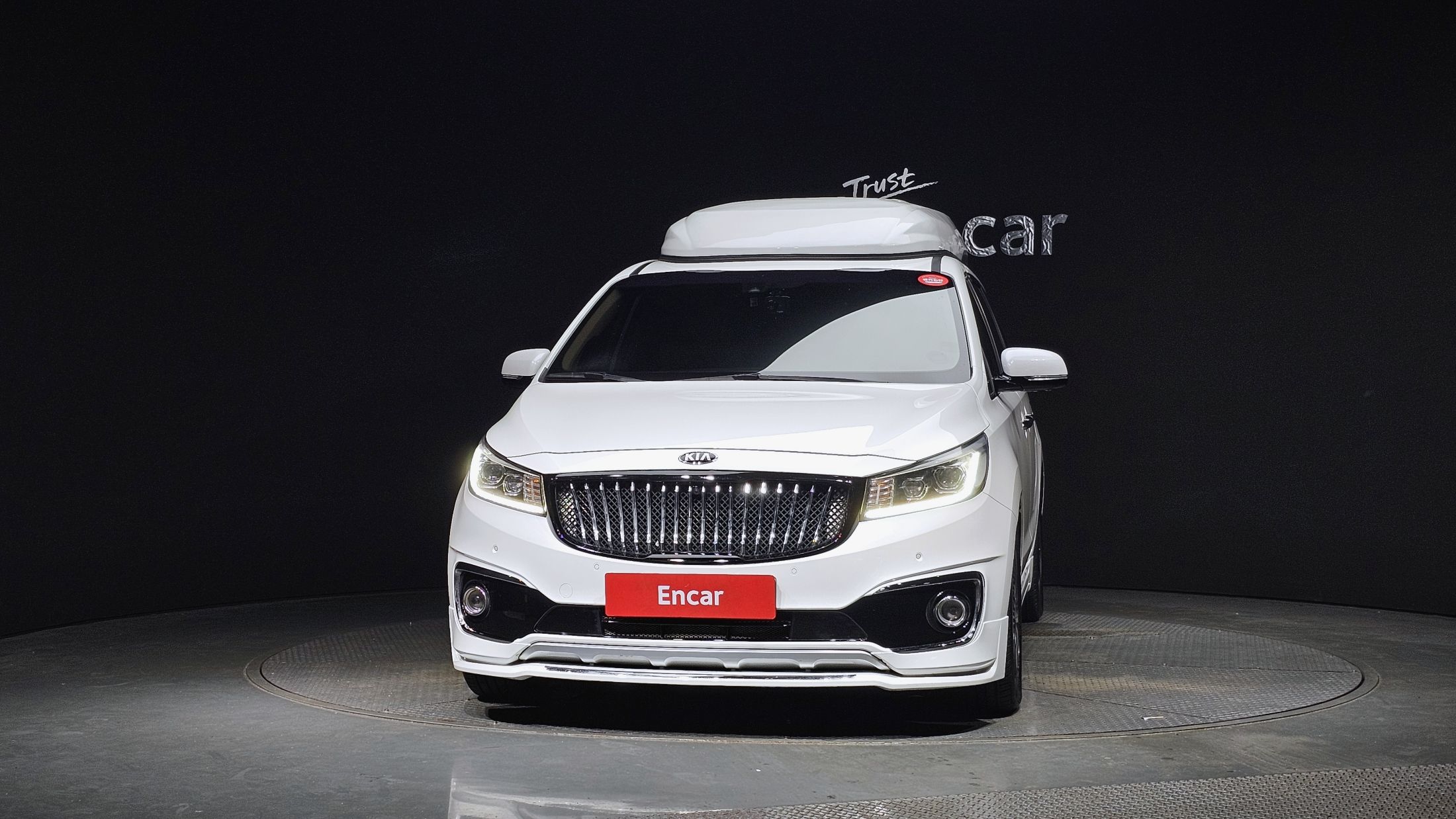KIA CARNIVAL 2016