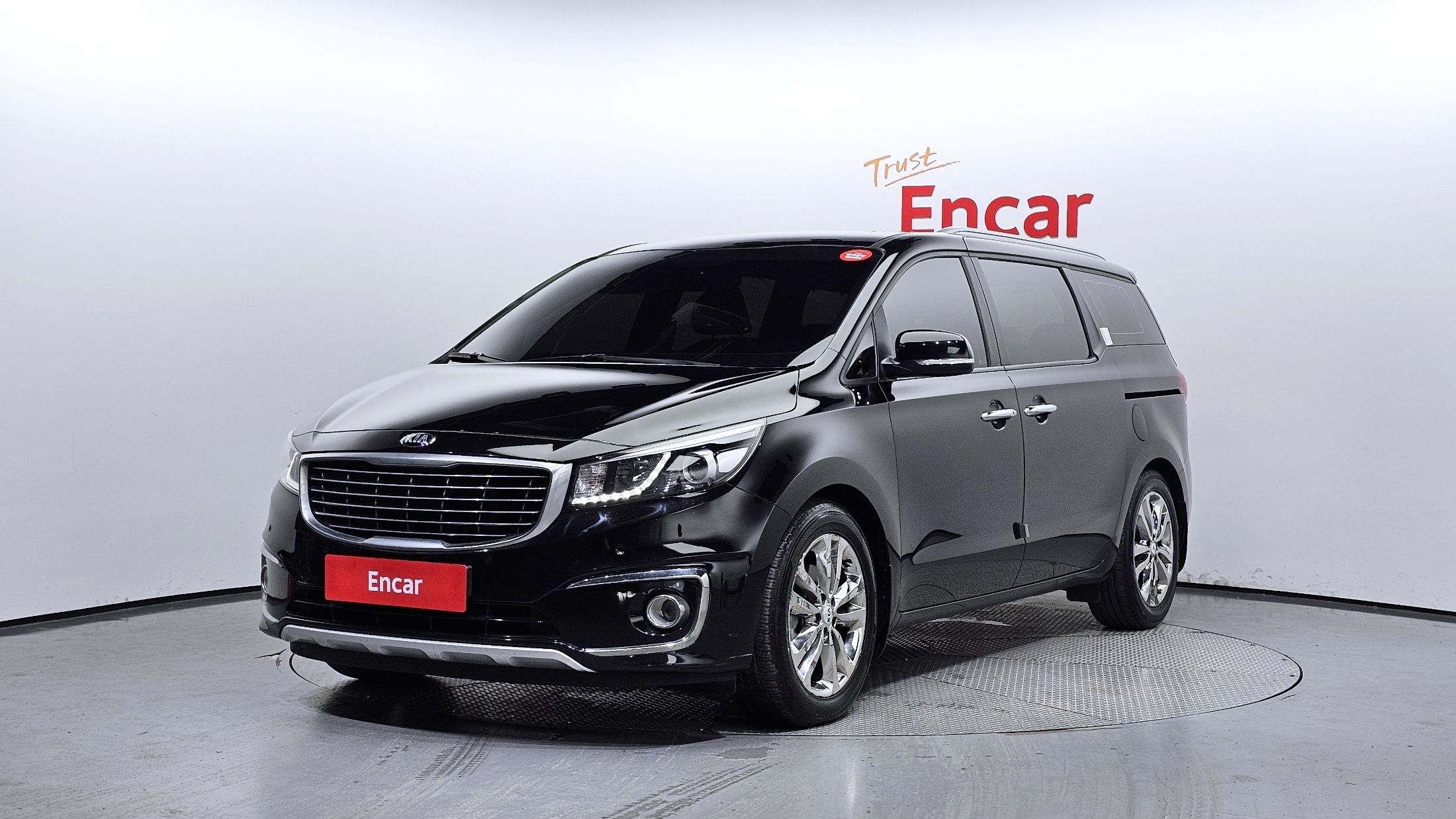 KIA CARNIVAL 2016