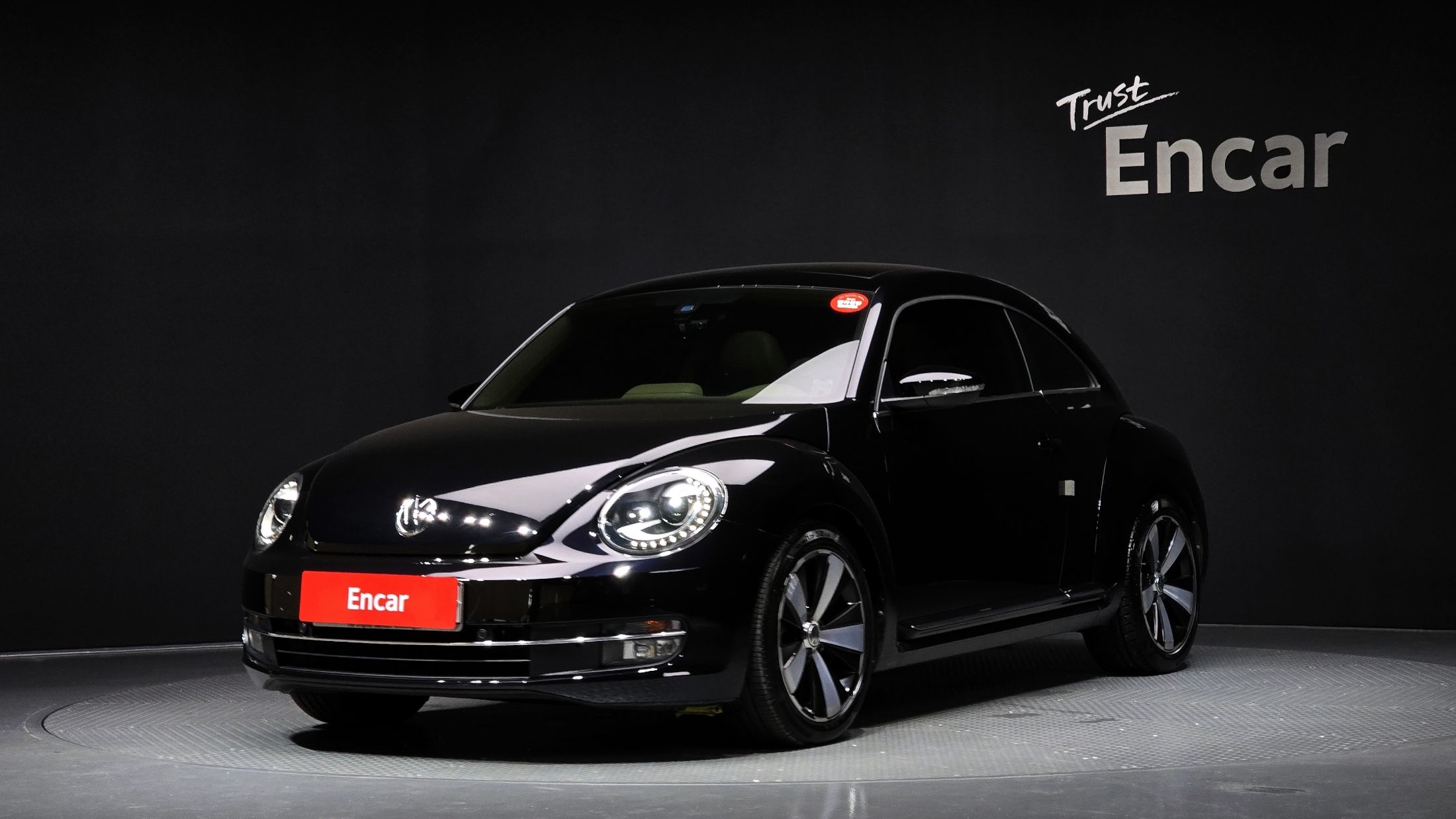 VOLKSWAGEN BEATLE 2013