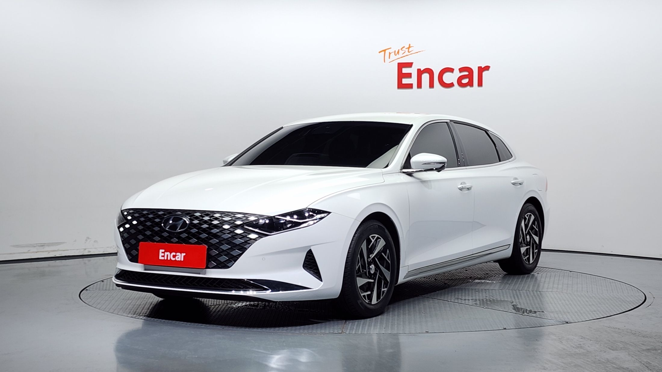 HYUNDAI GRANDEUR IG HYBRID 2022