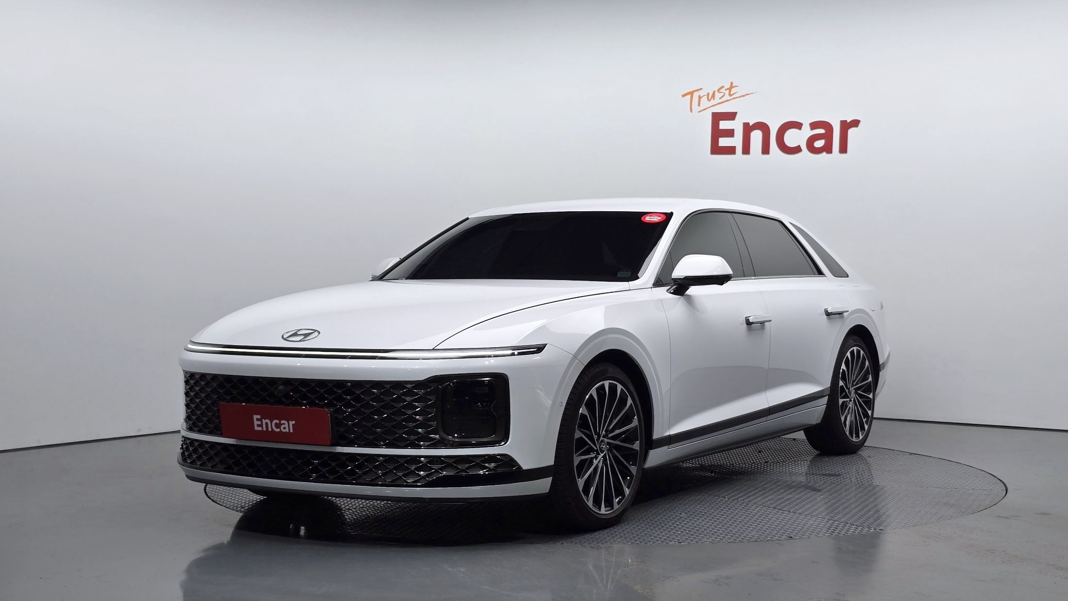HYUNDAI GRANDEUR HYBRID GN7 2023