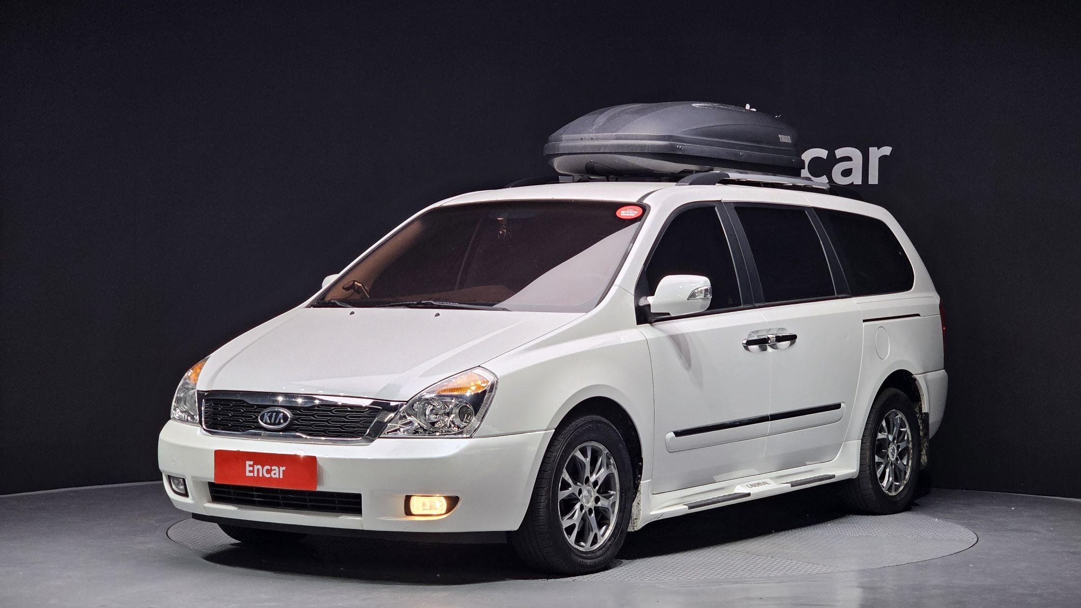 KIA CARNIVAL R 2013