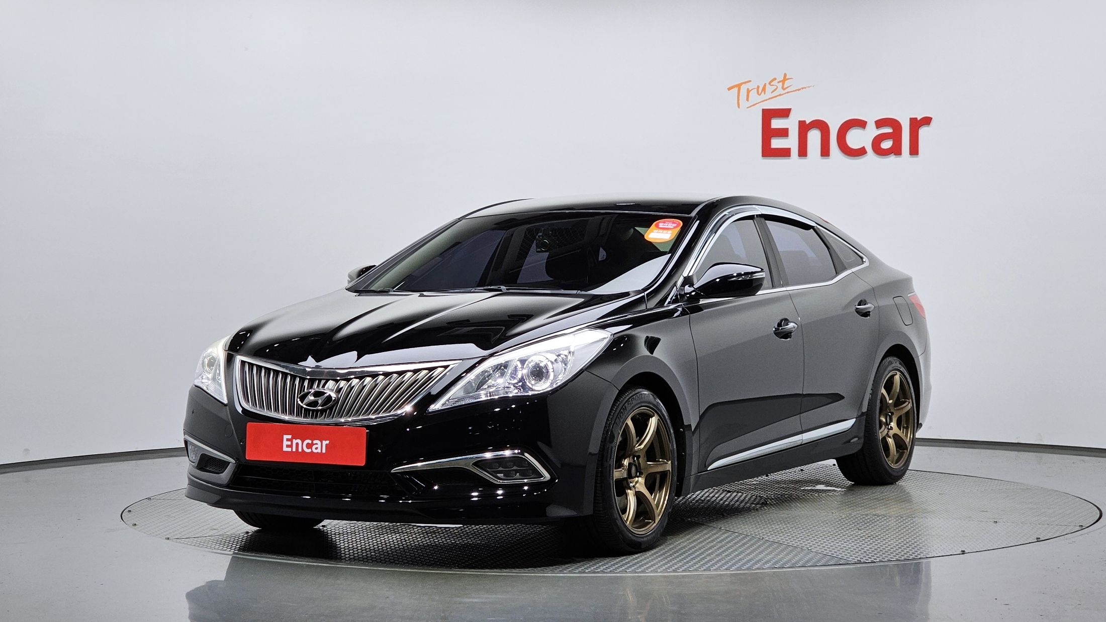 HYUNDAI GRANDEUR HG 2016