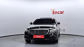 MERCEDES BENZ E-CLASS W213 2019