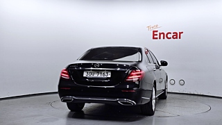 MERCEDES BENZ E-CLASS W213 2019