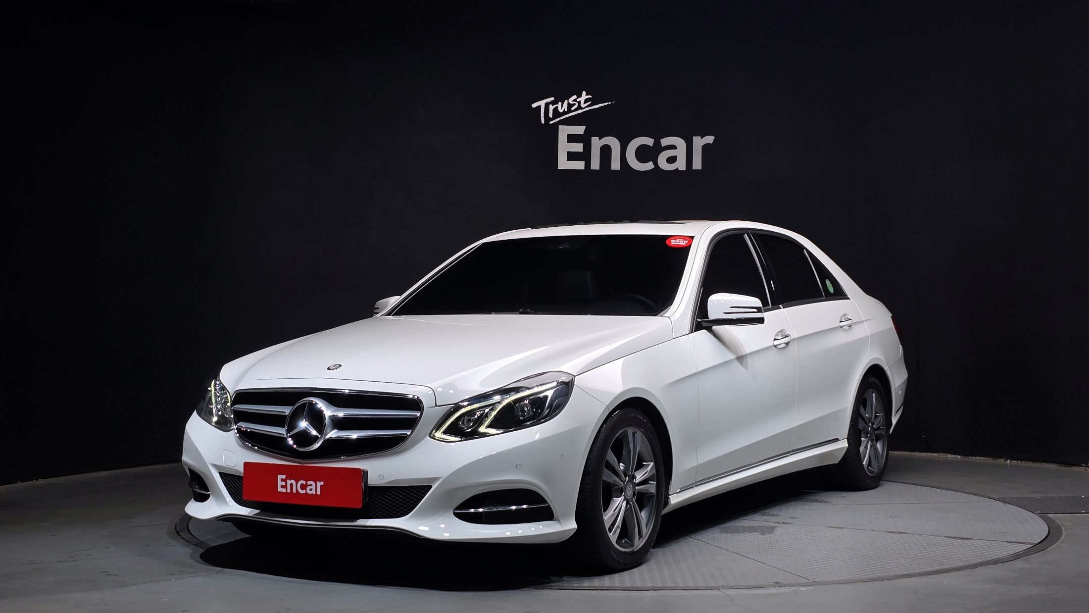 MERCEDES BENZ E-CLASS W212 2016