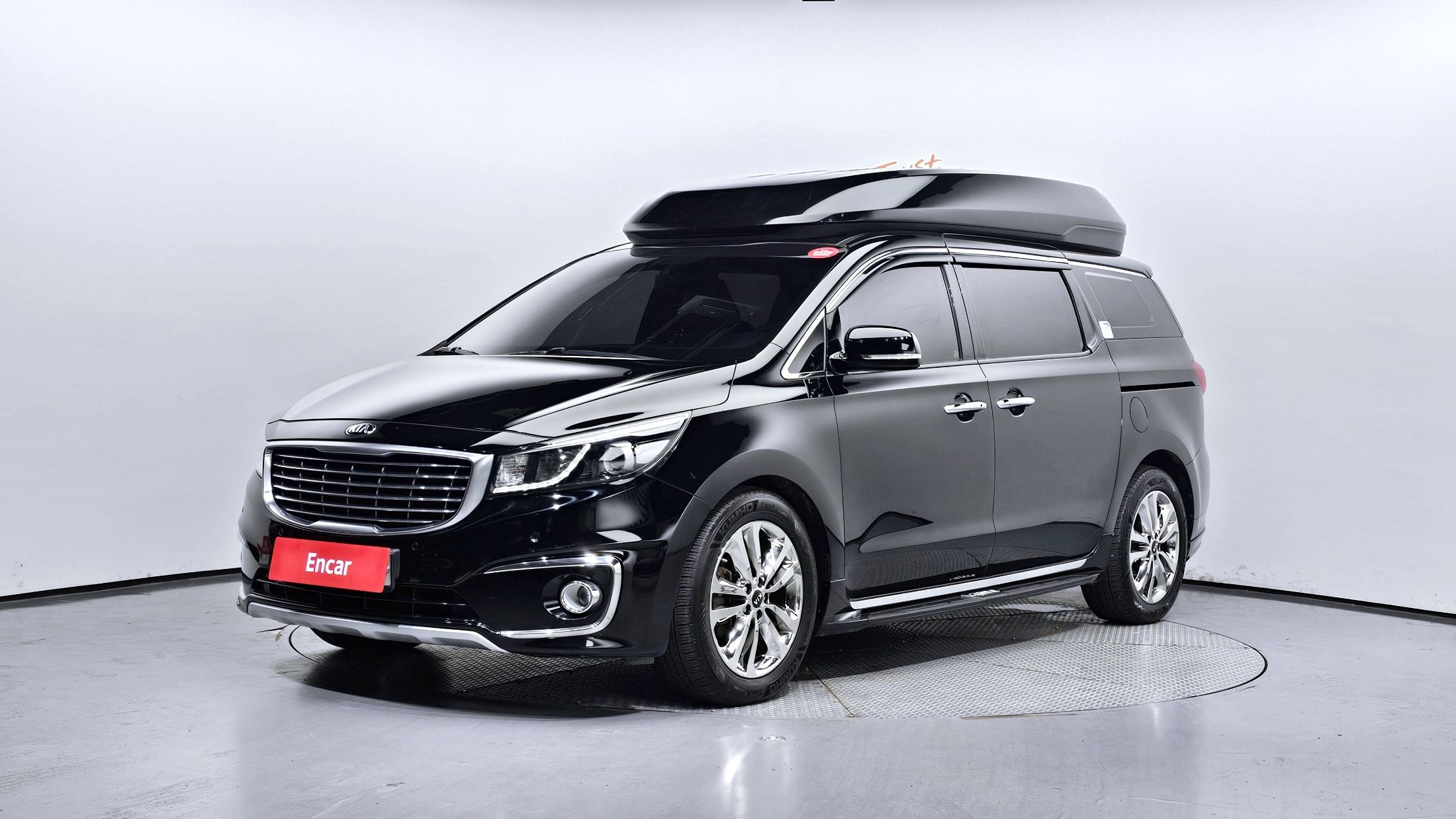 KIA CARNIVAL 2015