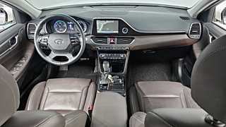 HYUNDAI GRANDEUR IG HYBRID 2017