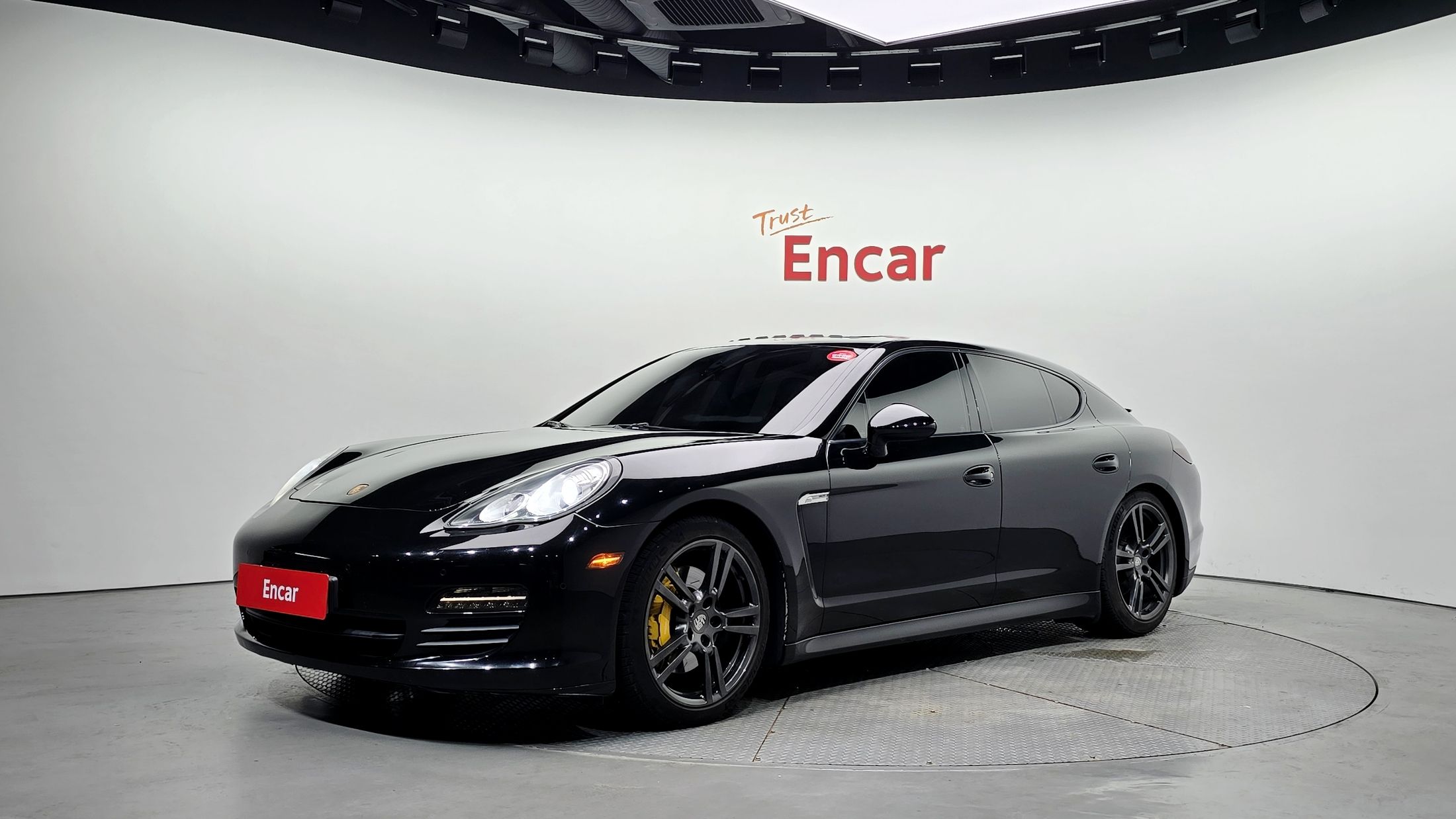 PORSCHE PANAMERA 2011