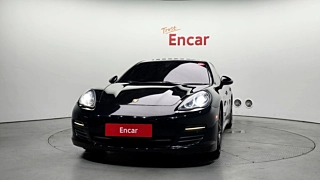 PORSCHE PANAMERA 2011