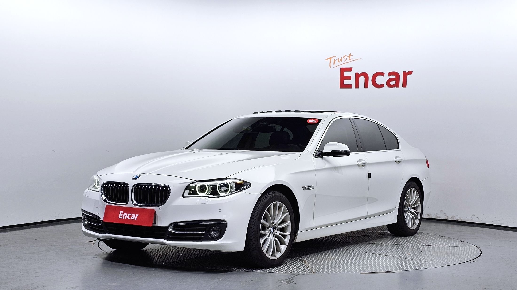 BMW 5-SERIES F10 2015