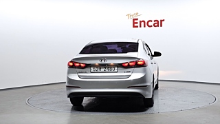 HYUNDAI AVANTE AD 2016