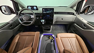 HYUNDAI STARIA 2023