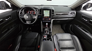 SAMSUNG QM6 2019