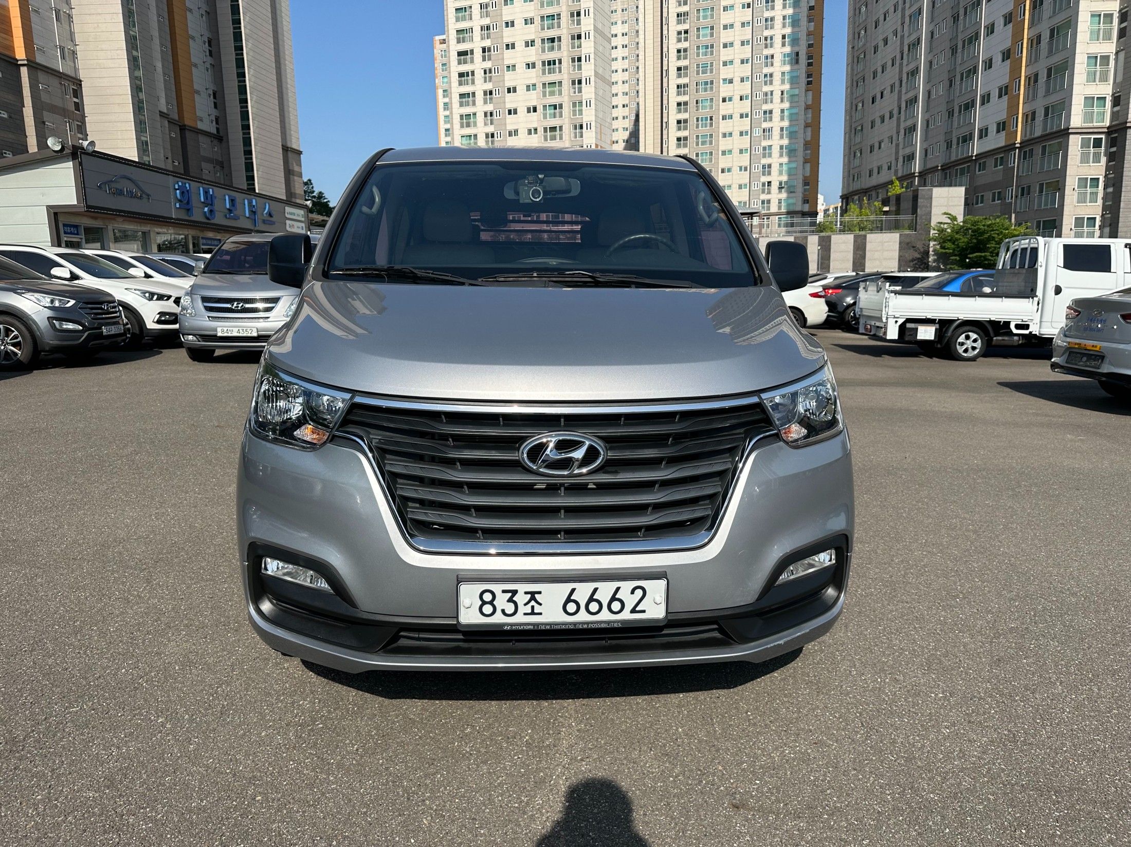 HYUNDAI STAREX GRAND